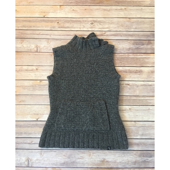Eastern Mountain Sports Jackets & Blazers - Eastern Mountain Sports Lambswool sweater vest